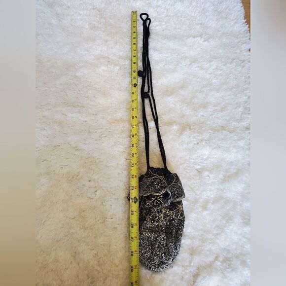 Vintage Black & Golf Beaded Draw String Hand Bag - Picture 8 of 8